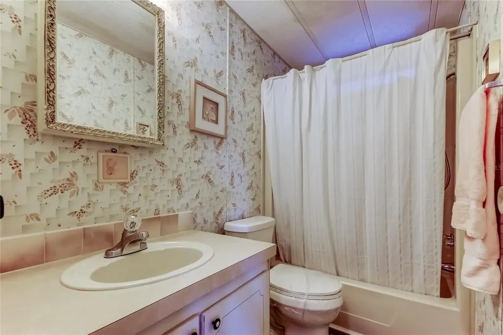 39820 Us Highway 19 N Tarpon Springs FL 34689