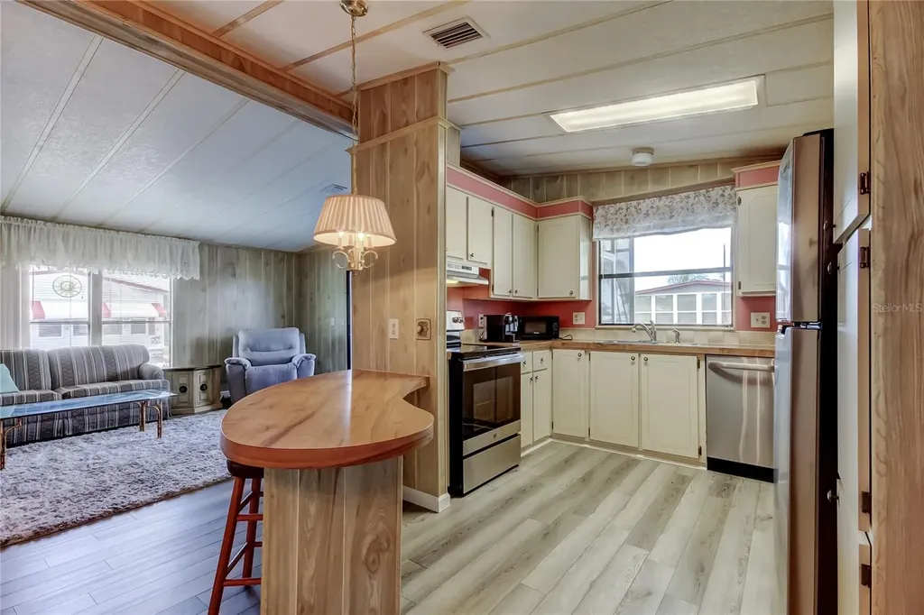 39820 Us Highway 19 N Tarpon Springs FL 34689
