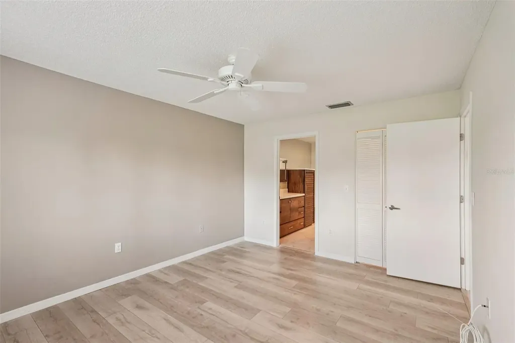 5755 Avista Drive Sarasota FL 34243