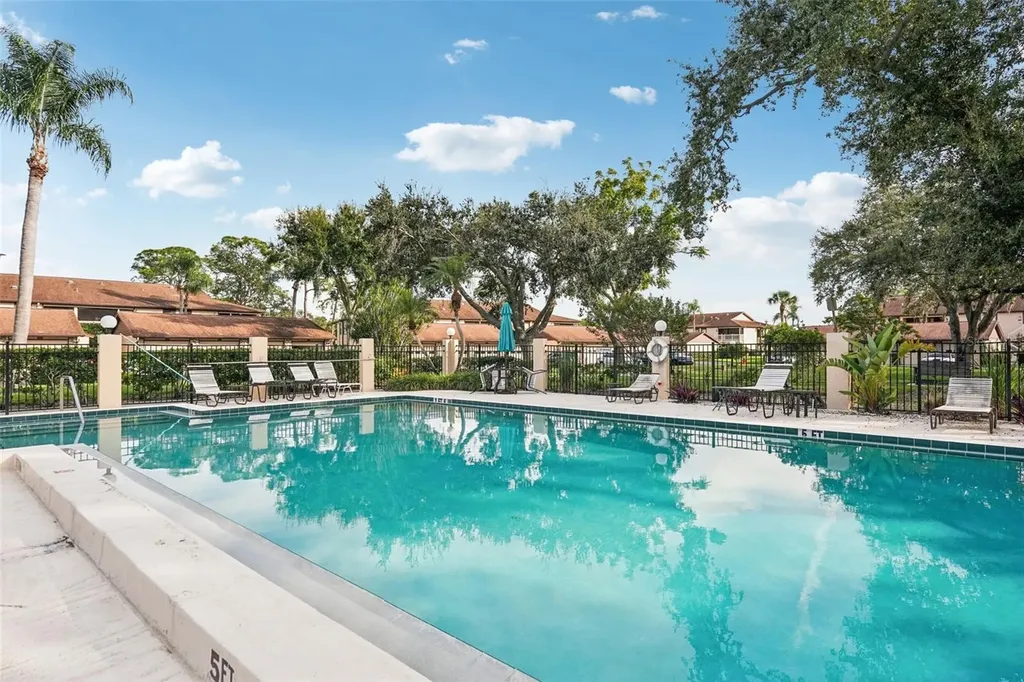 5755 Avista Drive Sarasota FL 34243