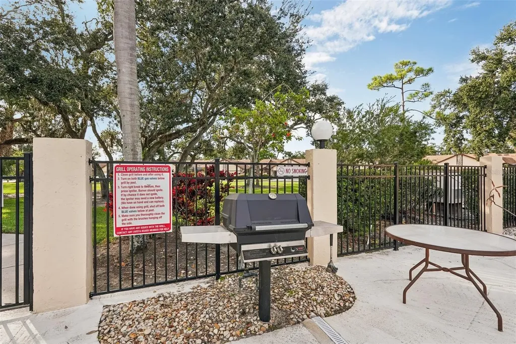 5755 Avista Drive Sarasota FL 34243