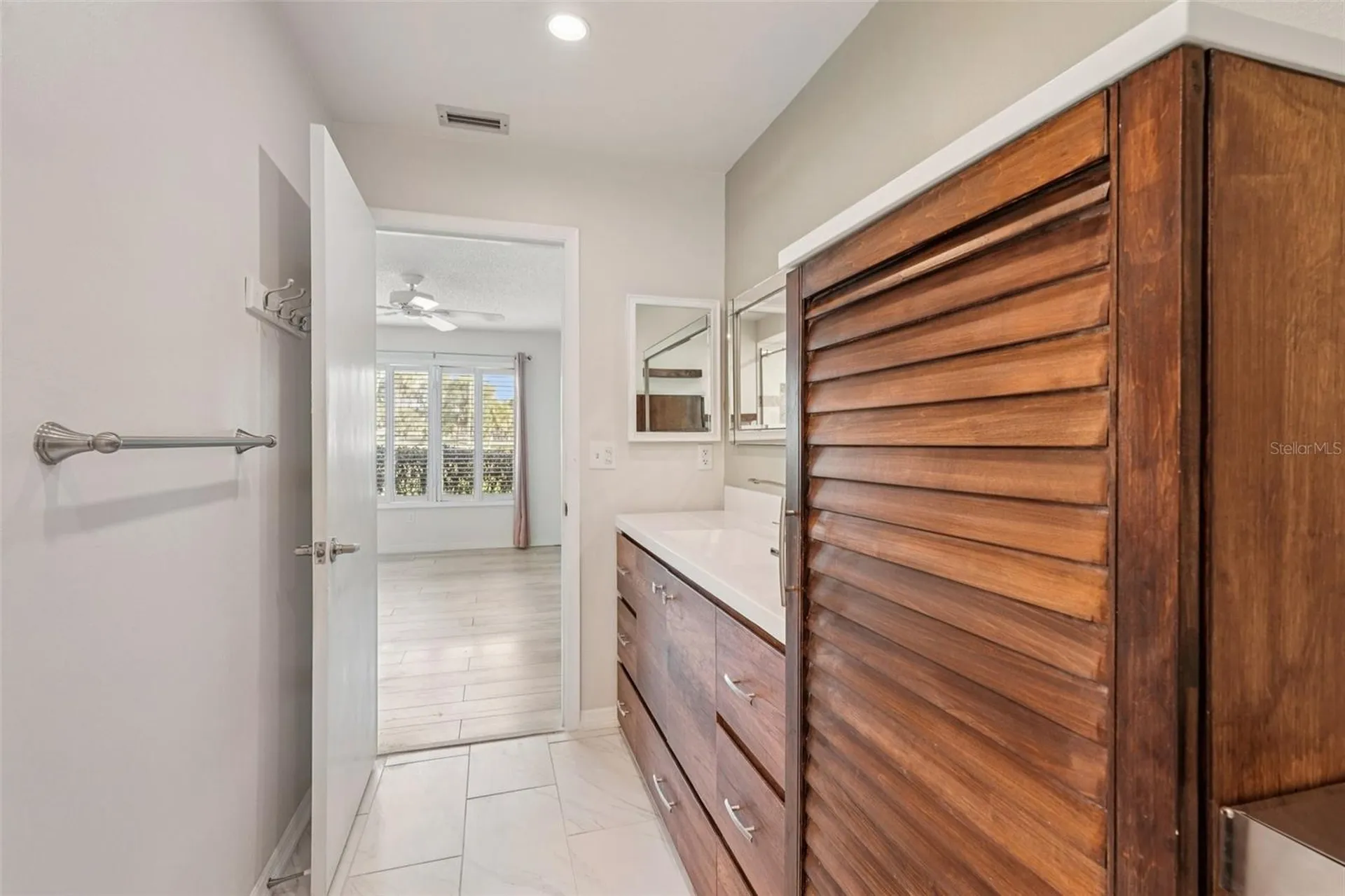 5755 Avista Drive Sarasota FL 34243