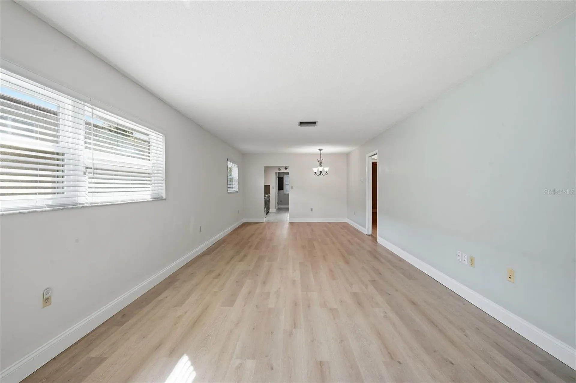5865 37th Avenue N St Petersburg FL 33710