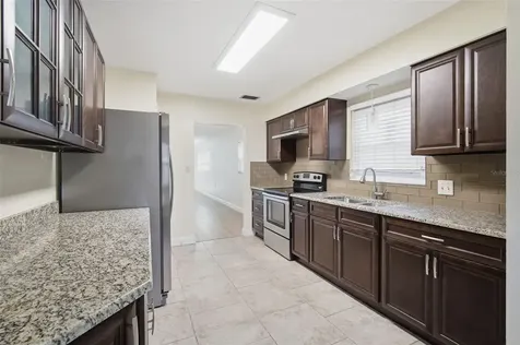 5865 37th Avenue N St Petersburg FL 33710
