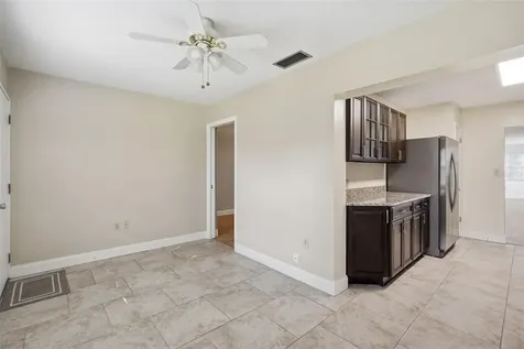 5865 37th Avenue N St Petersburg FL 33710