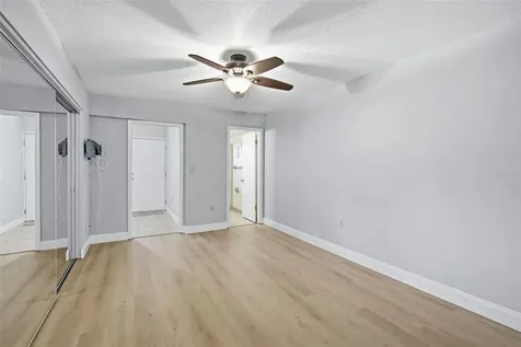 5865 37th Avenue N St Petersburg FL 33710