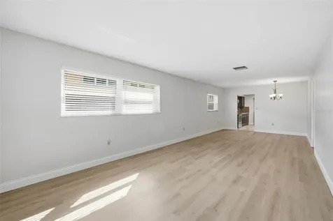 5865 37th Avenue N St Petersburg FL 33710