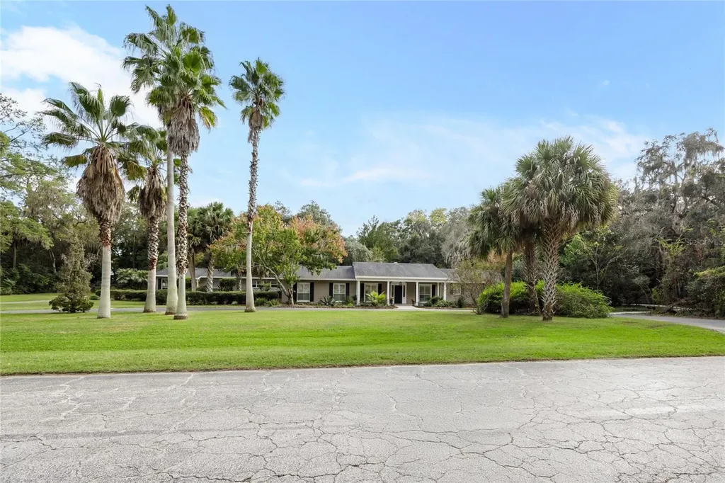 7911 SW 36th Avenue Gainesville FL 32608