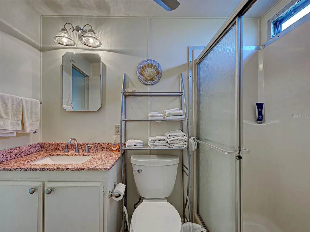 16 N Botany Bay Circle Englewood FL 34223