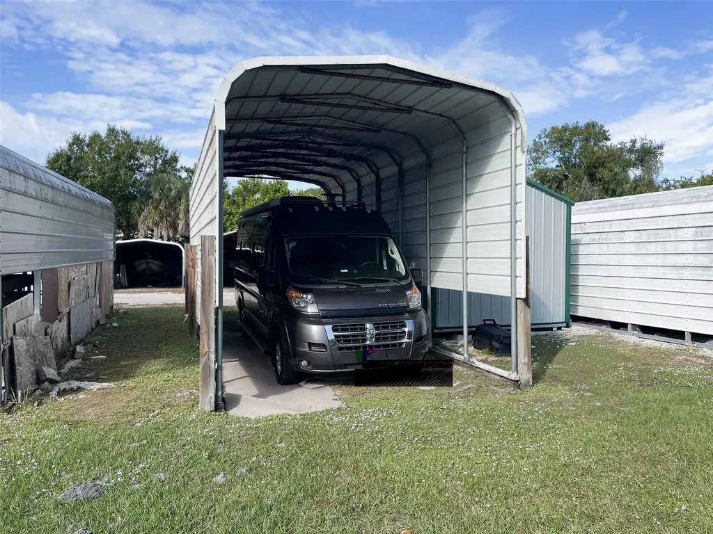 16 N Botany Bay Circle Englewood FL 34223