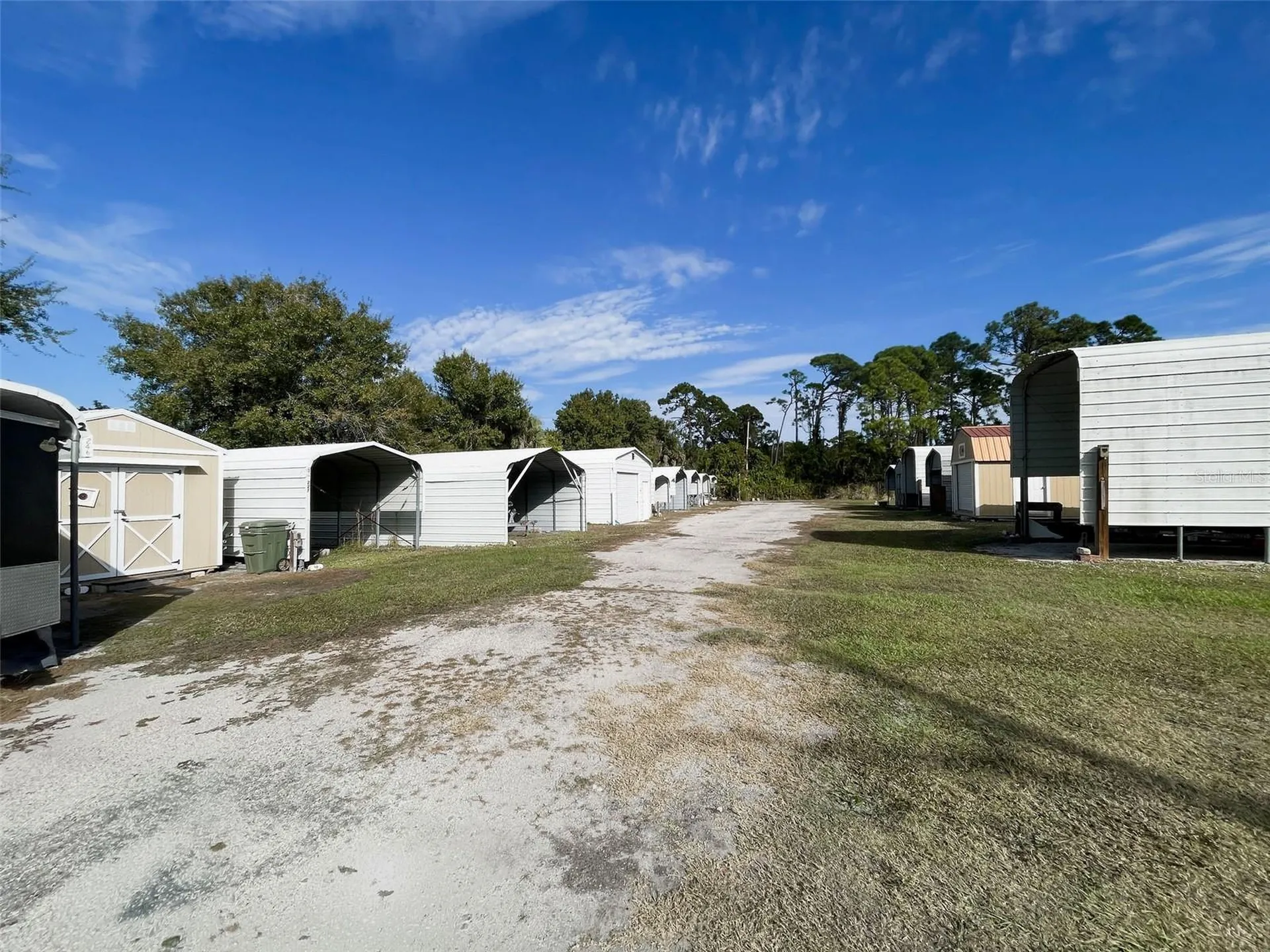 16 N Botany Bay Circle Englewood FL 34223