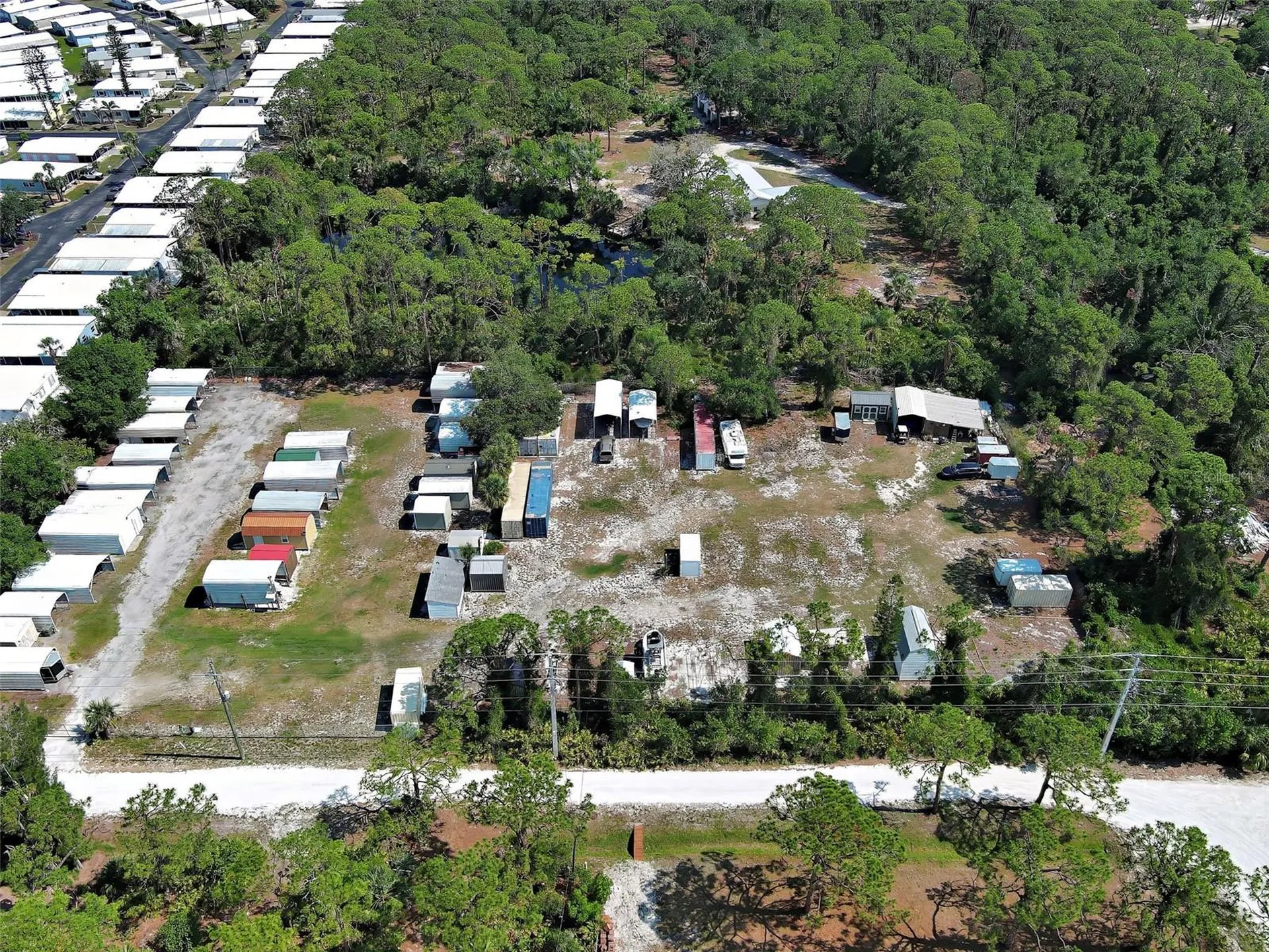 16 N Botany Bay Circle Englewood FL 34223