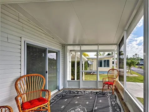 16 N Botany Bay Circle Englewood FL 34223