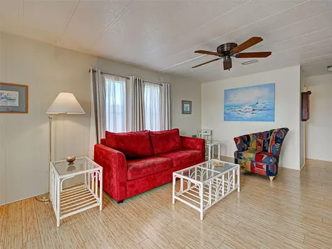 16 N Botany Bay Circle Englewood FL 34223