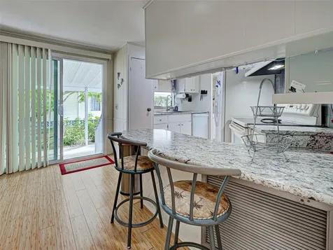 16 N Botany Bay Circle Englewood FL 34223