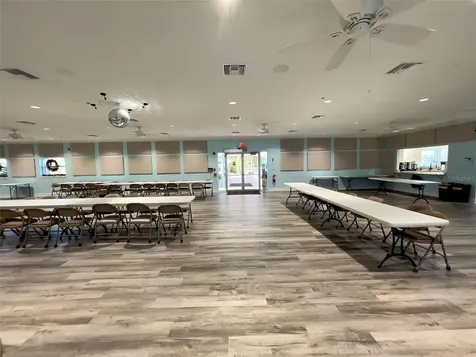 16 N Botany Bay Circle Englewood FL 34223