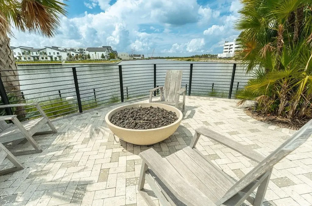 5351 Bridge Street Tampa FL 33611