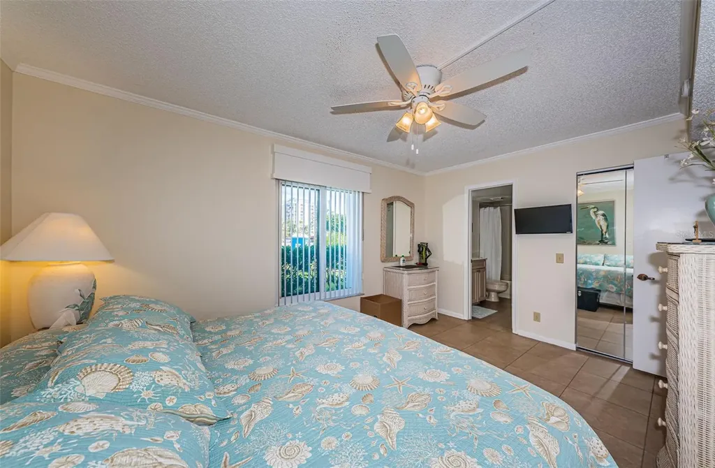 6287 Bahia Del Mar Circle St Petersburg FL 33715