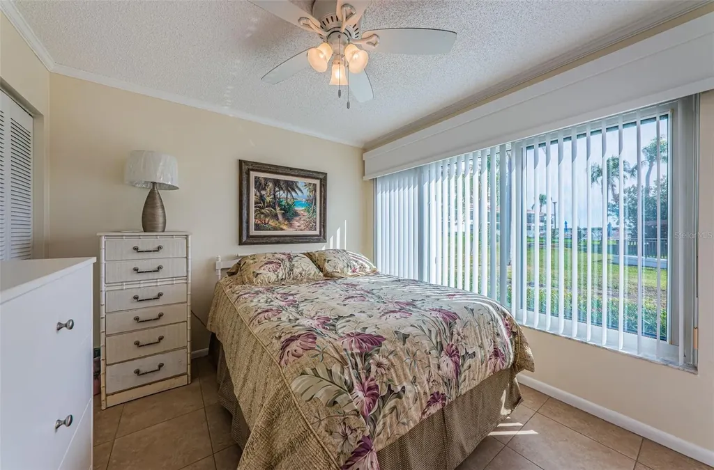 6287 Bahia Del Mar Circle St Petersburg FL 33715