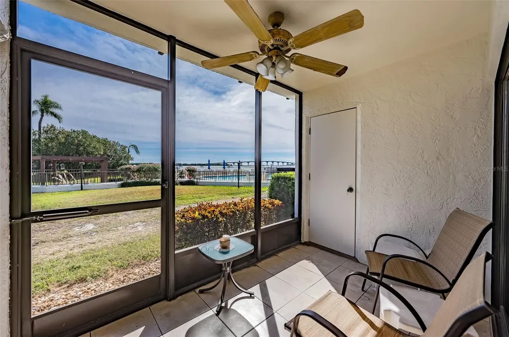 6287 Bahia Del Mar Circle St Petersburg FL 33715