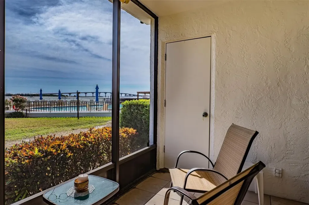 6287 Bahia Del Mar Circle St Petersburg FL 33715