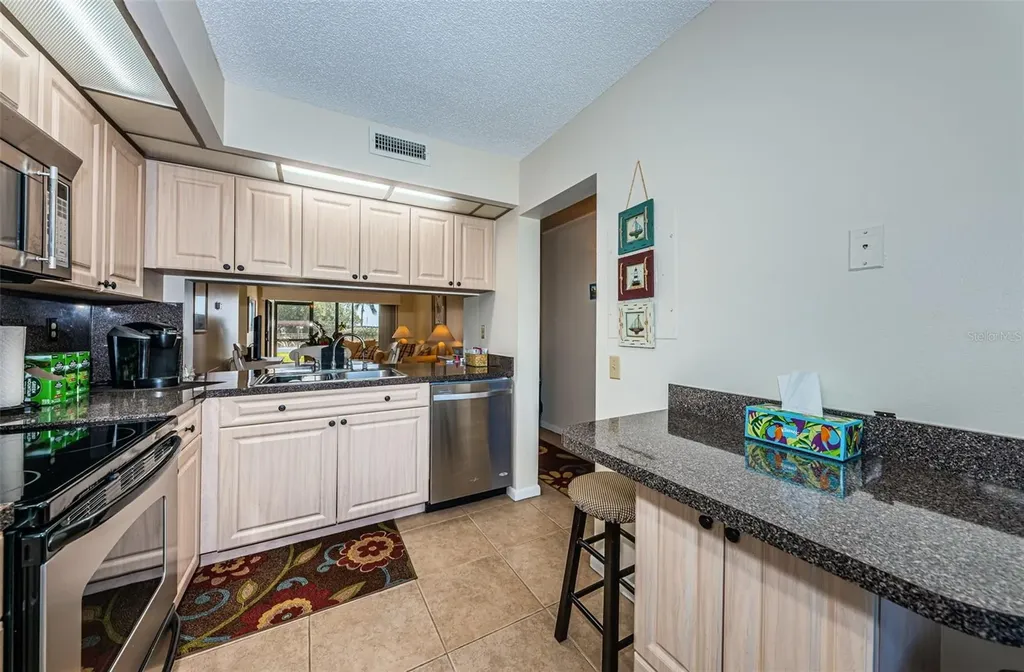 6287 Bahia Del Mar Circle St Petersburg FL 33715