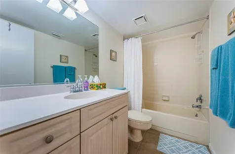 6287 Bahia Del Mar Circle St Petersburg FL 33715