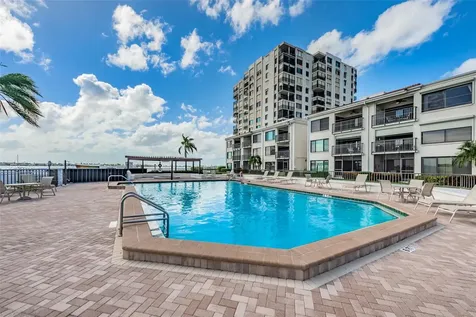 6287 Bahia Del Mar Circle St Petersburg FL 33715