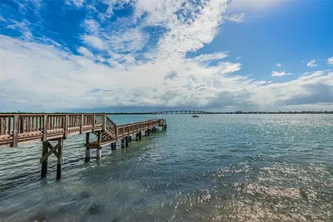 6287 Bahia Del Mar Circle St Petersburg FL 33715