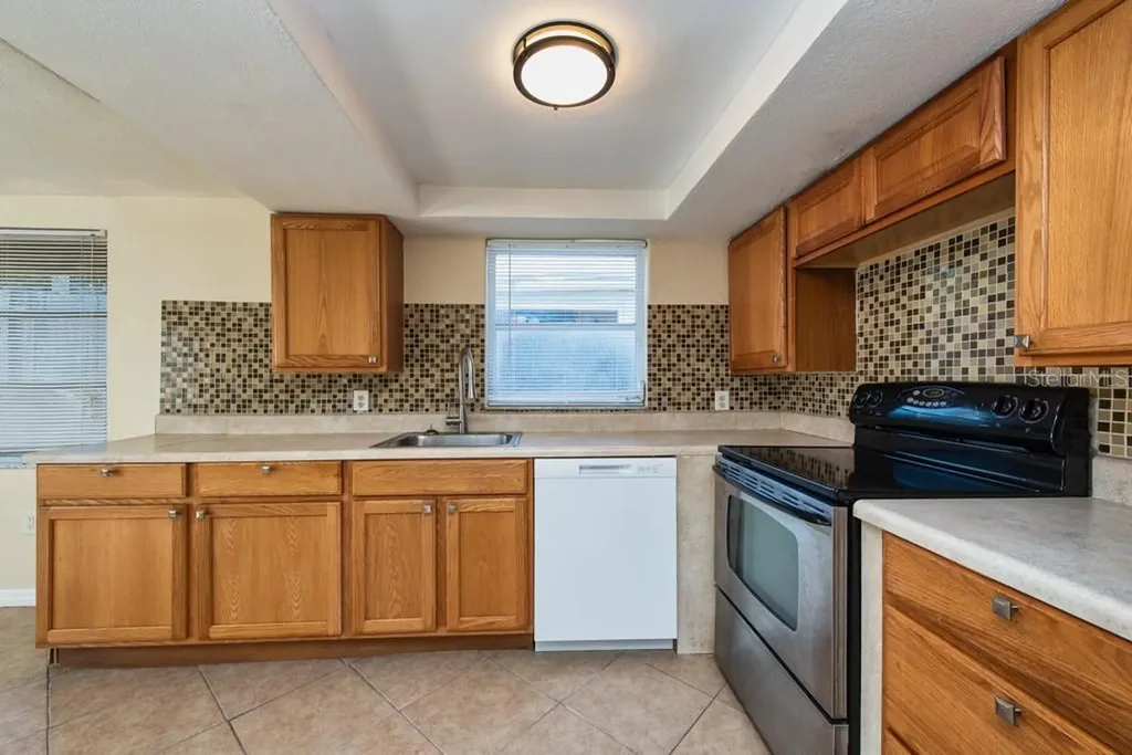 5117 School Road New Port Richey FL 34653