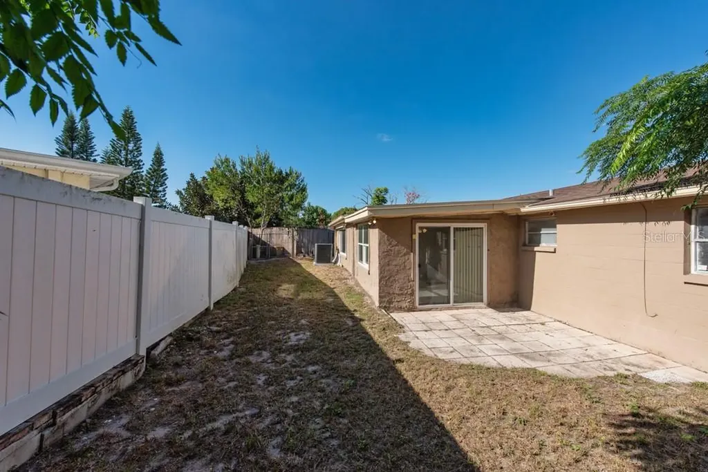5117 School Road New Port Richey FL 34653