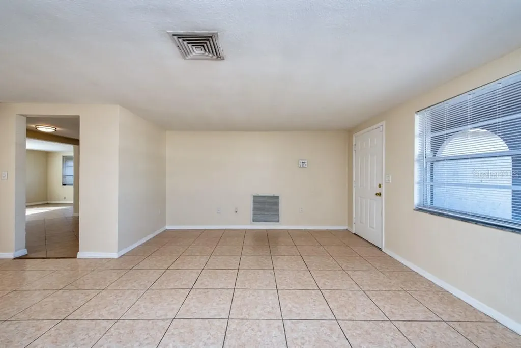 5117 School Road New Port Richey FL 34653