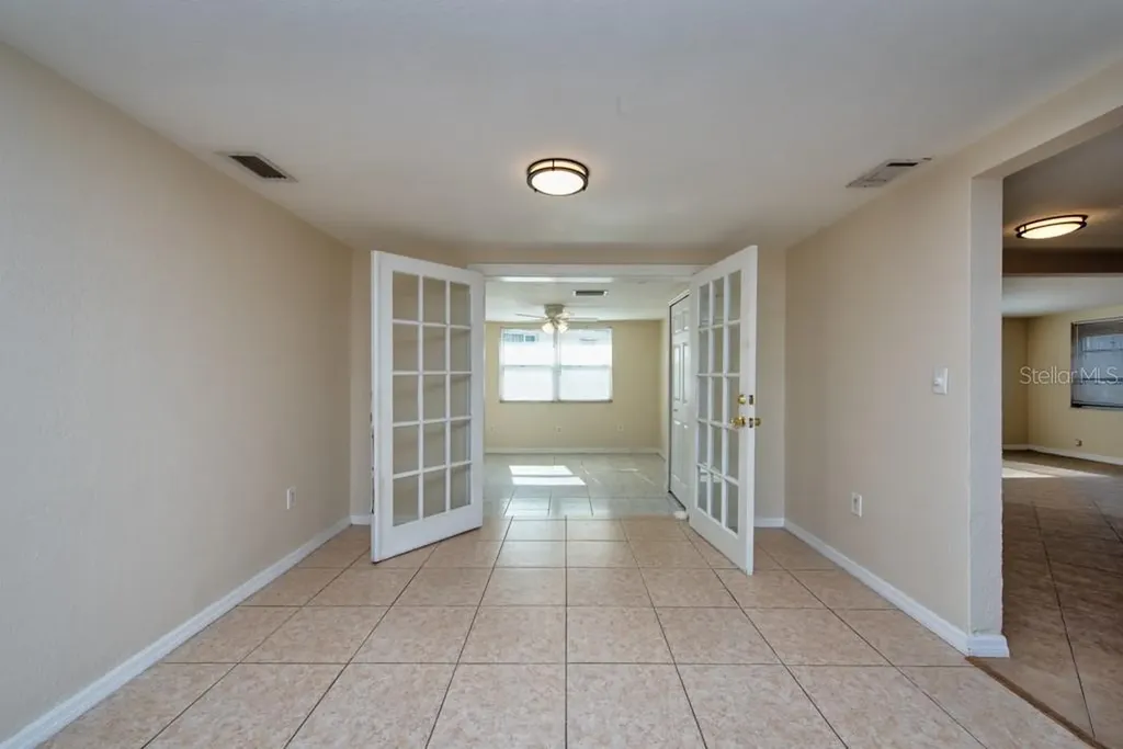 5117 School Road New Port Richey FL 34653