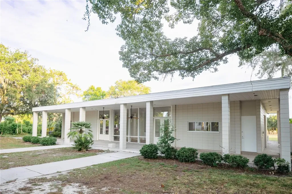 1938 Highland Park Drive S Lake Wales FL 33898