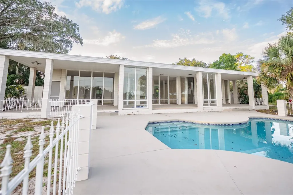 1938 Highland Park Drive S Lake Wales FL 33898