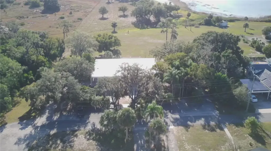 1938 Highland Park Drive S Lake Wales FL 33898