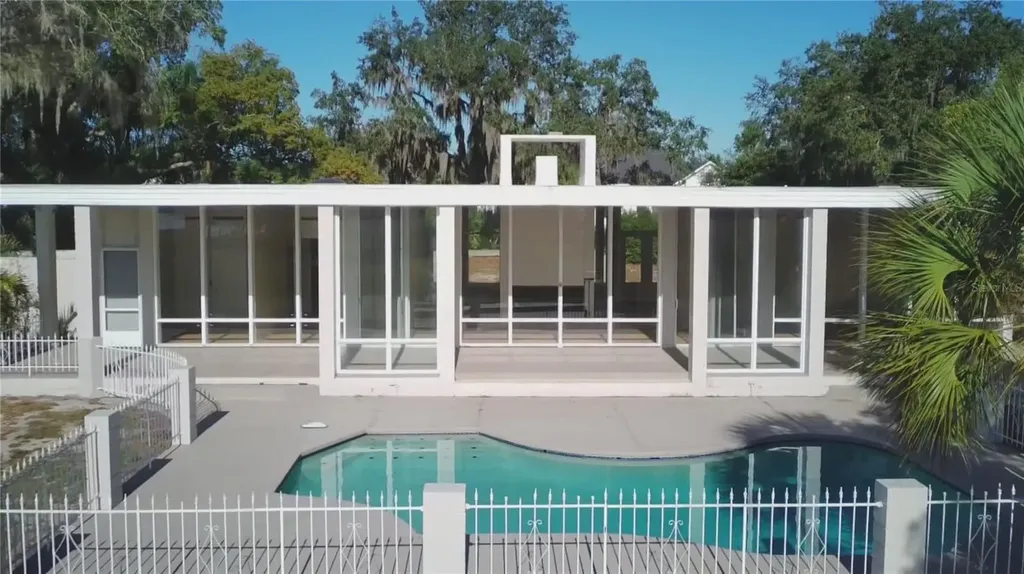 1938 Highland Park Drive S Lake Wales FL 33898