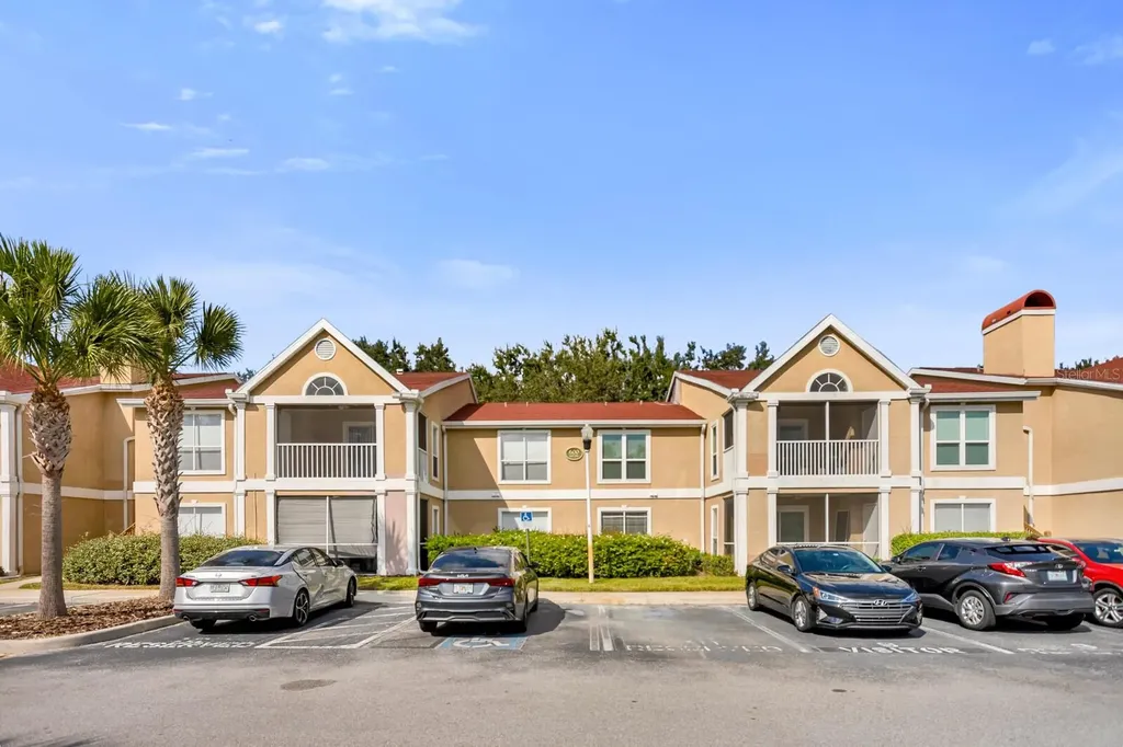 9481 Highland Oak Drive Tampa FL 33647