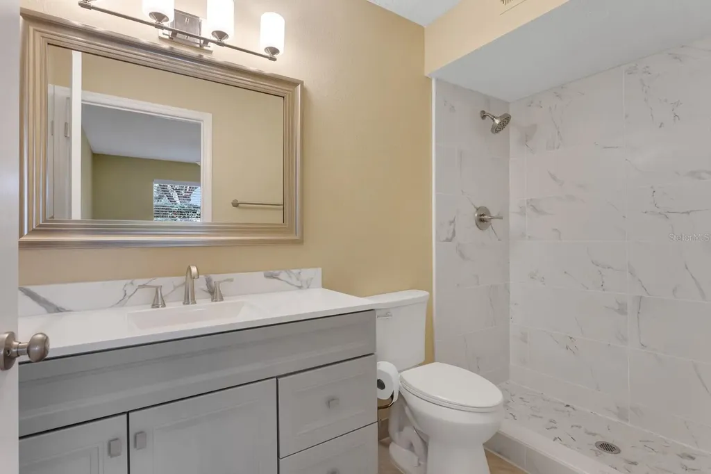 9481 Highland Oak Drive Tampa FL 33647
