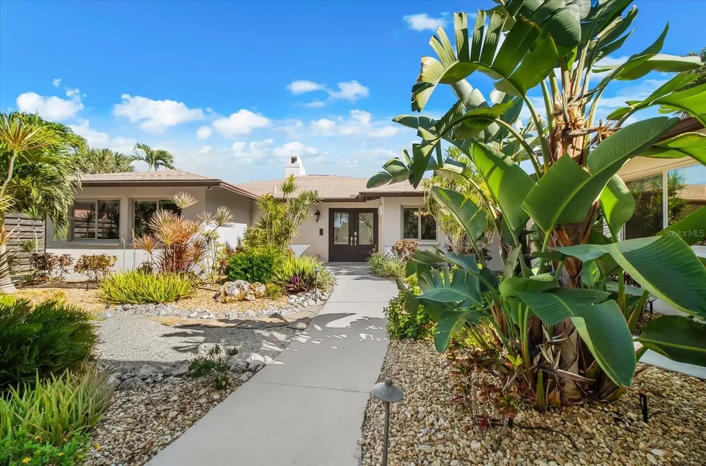 4817 Ocean Boulevard Sarasota FL 34242