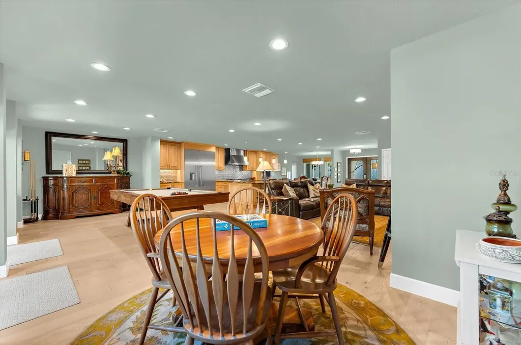 4817 Ocean Boulevard Sarasota FL 34242