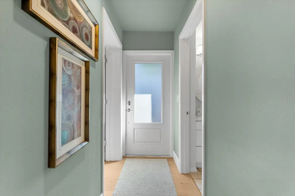 4817 Ocean Boulevard Sarasota FL 34242