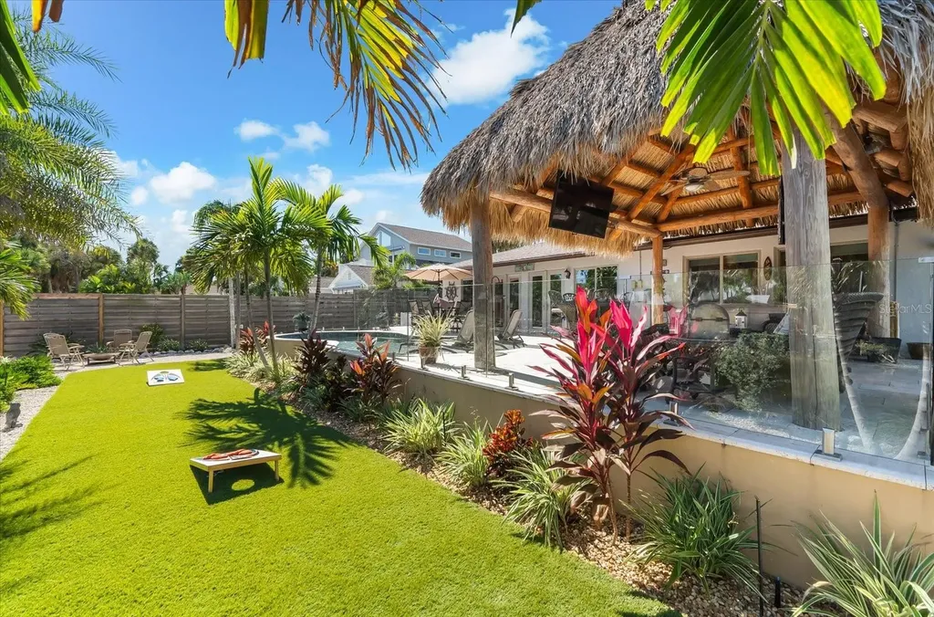 4817 Ocean Boulevard Sarasota FL 34242