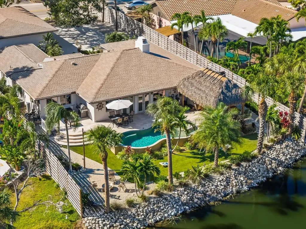 4817 Ocean Boulevard Sarasota FL 34242