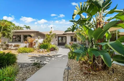 4817 Ocean Boulevard Sarasota FL 34242