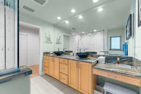 4817 Ocean Boulevard Sarasota FL 34242