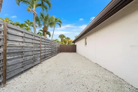 4817 Ocean Boulevard Sarasota FL 34242