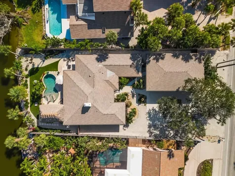 4817 Ocean Boulevard Sarasota FL 34242