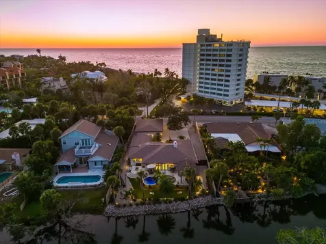 4817 Ocean Boulevard Sarasota FL 34242