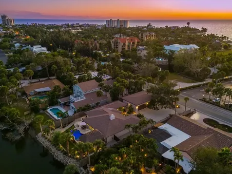 4817 Ocean Boulevard Sarasota FL 34242